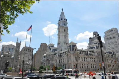 Art : C'est à Philadelphie qu'est née le "Philadelphia Sound" : Par quels courants musicaux est-elle influencée ?