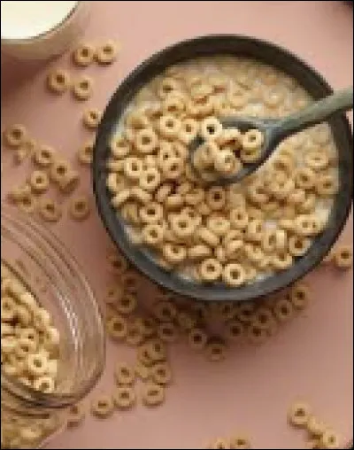 Pour toi, le lait c'est avant ou après les céréales ?