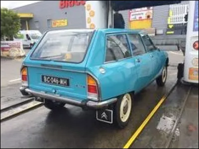 Et un petit lavage pour cette vénérable...