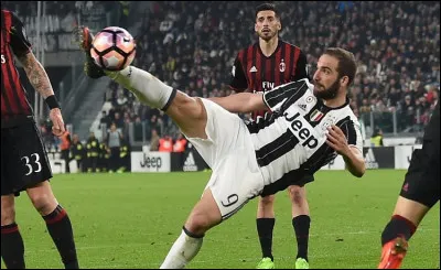 Quel &eacute;tait son poste de jeu ?