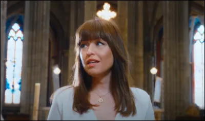 La personne sur la photo est Natasha St-Pier. Comment s'appelle son album sorti en 2022 ?