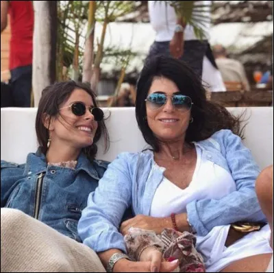 Quel est le prénom de sa mère ?