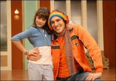 Quel âge avait Tini quand elle a joué dans Patito Feo ?