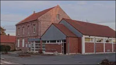 Pour finir, je vous emmène dans les Hauts-de-France, à Wasnes-au-Bac. Commune de l'arrondissement de Valenciennes, elle se situe dans le département ...