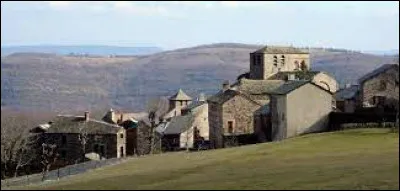 Village de l'ex région Midi-Pyrénées, Castelnau-Pégayrols se situe dans le département ...