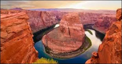 Par quel fleuve est creusée la gorge du Grand Canyon ?