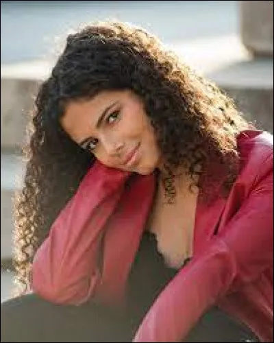 Qui interprète le rôle d'Isabel ?