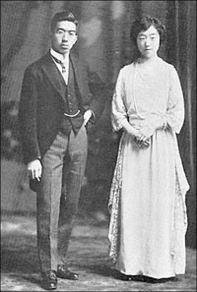 Quel scandale fit l'empereur Hiro Hito du Japon en épousant Kuni Nagako en 1924 ?