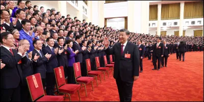 Xi Jinping, le président chinois est reconduit en octobre à la tête du parti communiste pour un nouveau mandat après avoir été à la tête du pays depuis 2010. Quel est son nouveau mandat ?