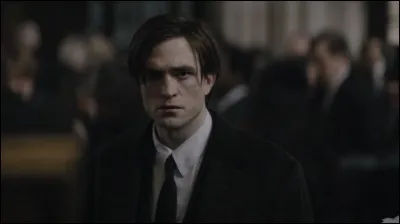 Matt Reeves réalise un film dont le personnage central fait l'objet d'autres films. Ce personnage est apparu dans des films de Tim Burton, Joel Schumacher, Christopher Nolan et Zack Snyder. Comment s'appelle le film de Matt Reeves ?