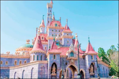 Tu crées des parcs d'attractions.