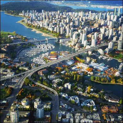 Politique : quelle organisation non gouvernementale internationale a &eacute;t&eacute; fond&eacute;e en 1969 &agrave; Vancouver ?