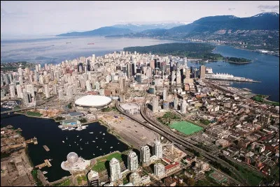 Culture : comment est surnomm&eacute;e la ville de Vancouver ?