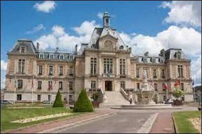 À Évreux (Eure), les habitants portent le gentilé ...