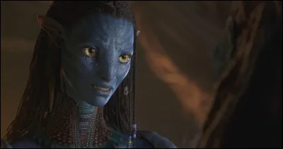 Quelle est la raison qui pousse Jake Sully à vouloir quitter le clan de la forêt avec sa famille ?