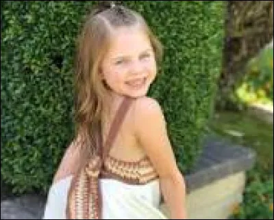 Qui interprète le rôle de Chloé ?