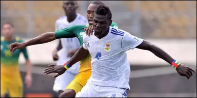 Septembre : En 1967, quel club dans lequel évoluaient Hervé Revelli, Jean-Michel Larqué et Aimé Jacquet, le Malien Salif Keita avait-il rejoint ?