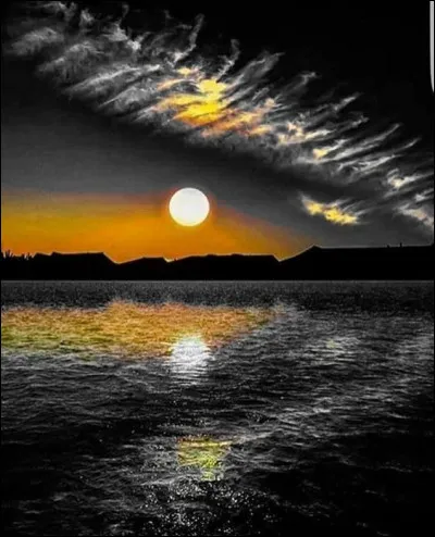 Dans laquelle de ces trois chansons, est-il évoqué "un message à la Grande Ourse" ?