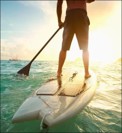 Choisis une activité à faire à la plage.