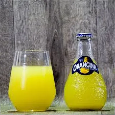 Ma sœur aime beaucoup le Fanta et le Coca-Cola, mais elle préfère l'Orangina.