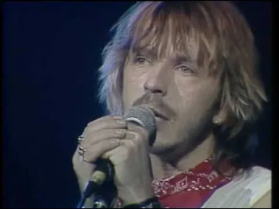 Mistral gagnant ! Renaud nous racontait comment il &eacute;tait quand il &eacute;tait minot... les bombecs fabuleux qu'il piquait chez l'marchand, Car-en-sac et Minto... et encore quelque chose qui co&ucirc;tait 1 franc ! Quoi ?