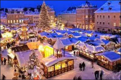 Quel est le nom du marché de Noël de Strasbourg ?