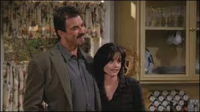 Séries télé : Dans la série "Friends", quel est le métier de Richard Burke, le petit ami de Monica ?