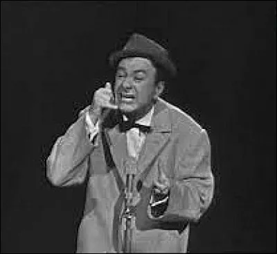 Quel numéro de téléphone demande en 1966 le pauvre Fernand Raynaud ?