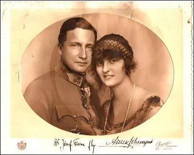 Quel est le titre d'Anne de Saxe (1903-1976) du 4 octobre 1924 au 28 juillet 1972 ?