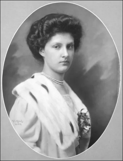 Combien d'enfants Agnès-Marie de Habsbourg-Toscane a-t-ellle eus ?