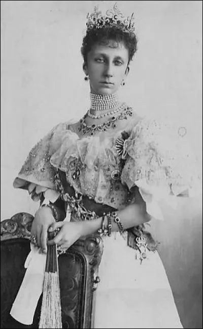 Durant combien d'années Marie-Louise de Bourbon-Parme (1870-1899) a-t-elle été princesse consort de Bulgarie ?