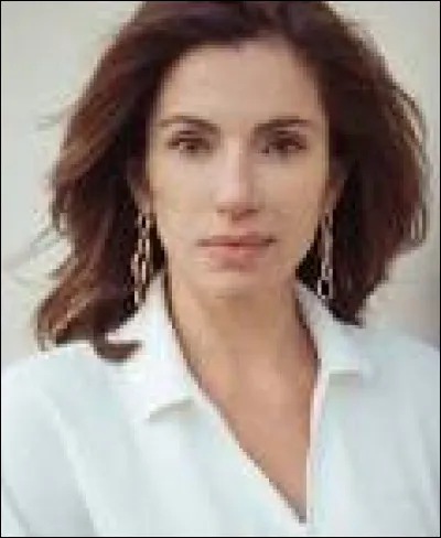 Qui interprète le rôle d'Elisabeth ?