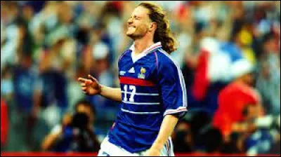 Lors de la finale de la Coupe du monde, alors que la France mène 2-0, quel joueur français marque le 1000e but pour son pays ?
