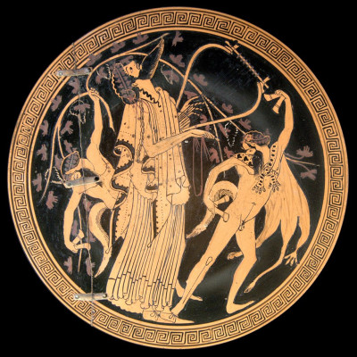 La théâtre grec a une origine religieuse certaine ! Les tragédies et comédies étaient jouées à Athènes lors des...