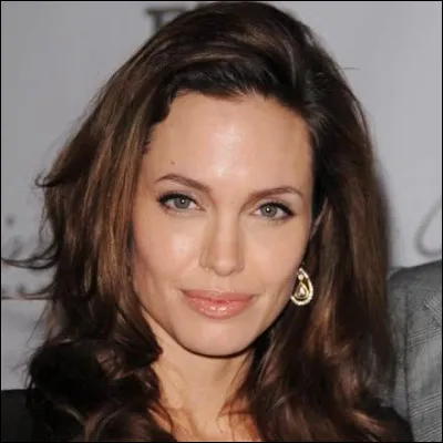 Comment s'appelle cette actrice ?