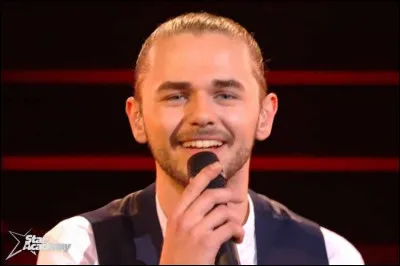 Complète les paroles de la chanson "Imagine" interprétée par Julien : 
"You may say I'm a dreamer
But I'm not the only one
I hope someday you'll join us".