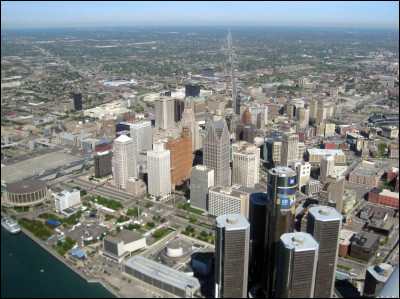 Cette image est celle d'une ville.