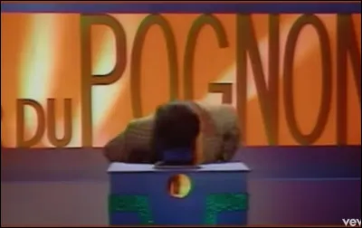 Pour finir, un groupe d'humoristes qui parodie allégrement les jeux télévisées dans ''Question pour du pognon'' !