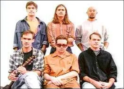 À quel groupe américain doit-on la chanson " '74 - '75 " en 1993 ?