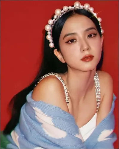 De quelle &eacute;mission Jisoo a-t-elle &eacute;t&eacute; la pr&eacute;sentatrice ?