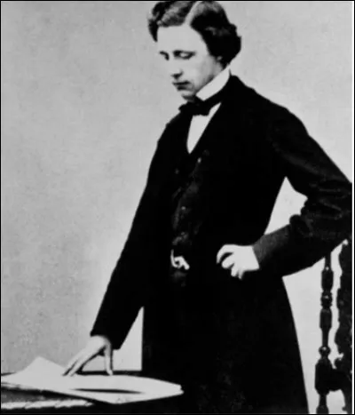 Quelle est la date du "Golden Afternoon" (jour où les "Alice au pays des merveilles" fut conté pour la première fois lors d'une promenade en barque) passé en compagnie de Robinson Duckworth, Alice, Edith et Lorina Liddell ?