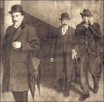 Qui étaient les jumeaux Alexis et Léon Rémi, qui ont inspiré à Hergé les personnages de Dupont et Dupond ?