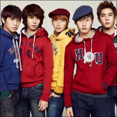 Lequel de ces Super junior adore le lait  la fraise ?