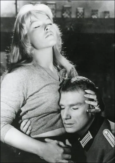 Dans quel film historique de 1959 Marina Vlady a-t-elle tourné aux côtés de son mari l'acteur Robert Hossein ?