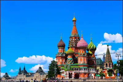 Cette vague de froid vient directement de Sibérie, en suivant un flux d'Est et de Nord-Est et descend progressivement sur toute l'Europe du Nord en suivant un rail.
Quel surnom lui donnent les prévisionnistes de Météo-France ?