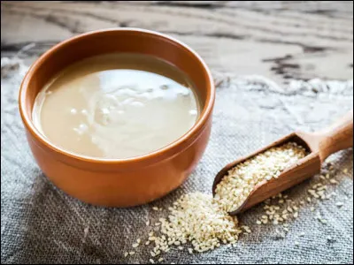 Le tahin ou tahini (en photo) est une purée de graines de...