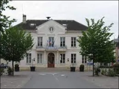 Ville de l'arrondissement de Château-Thierry, Charly-sur-Marne se situe dans le département ...
