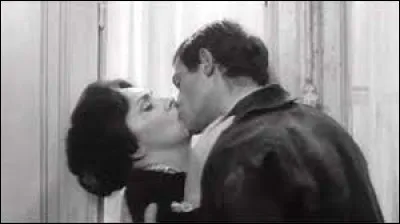 En 1963, dans "la Mer à boire", elle est Margherita, la maitresse du "Livournais", joué par un acteur français ...