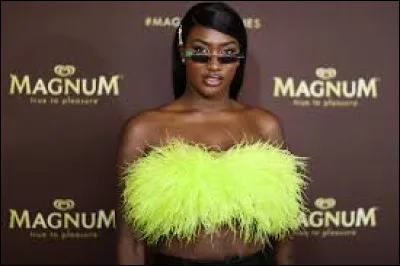 À qui doit-on la chanson "Jolie Nana" en 2020 ?