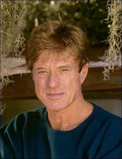 Arnaqueur, mais mme' Out of Africa', il trouve encore le temps de 'Murmurer  l'oreille des chevaux' c'est Robert ...